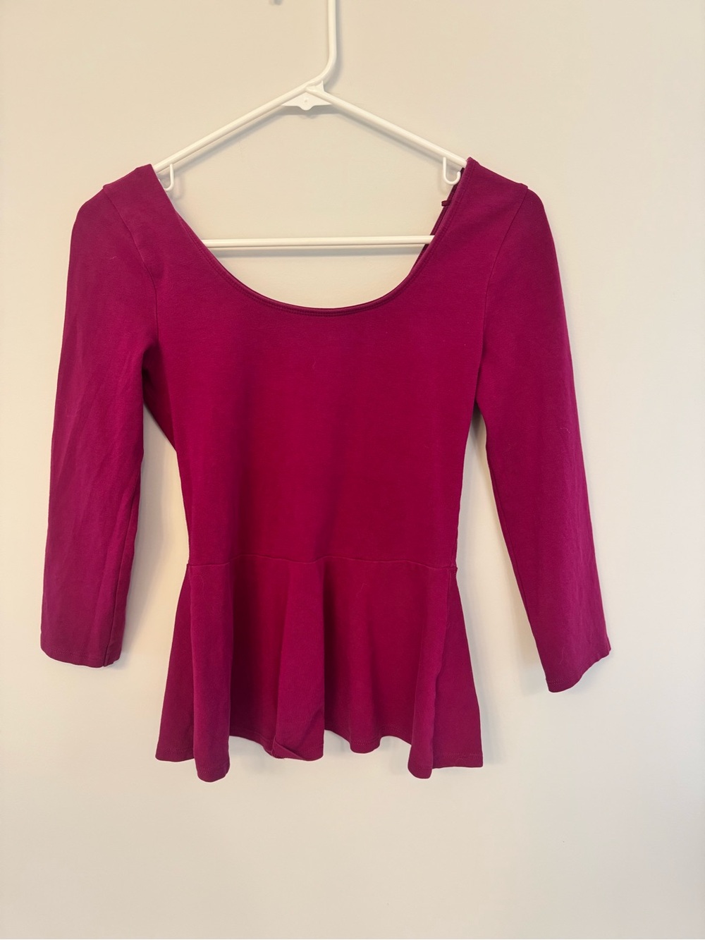 Express Magenta Peplum Scoop Neck Top Small